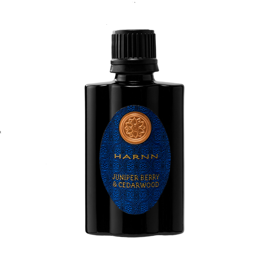【数量限定】ジュニパーベリー＆シダーウッド　シグネチャーエッセンシャルオイル35ml